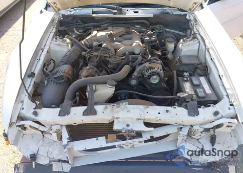 2004 Ford Mustang z USA, uszkodzony, nr VIN 1FAFP40674F188784